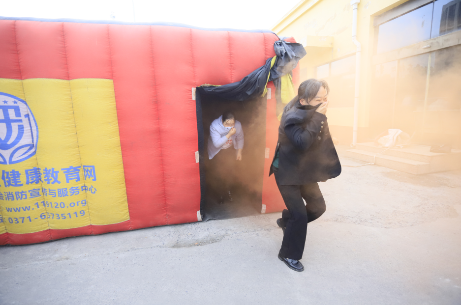 增強(qiáng)消防意識(shí)，筑牢安全底線丨花花牛乳業(yè)集團(tuán)組織消防應(yīng)急演練