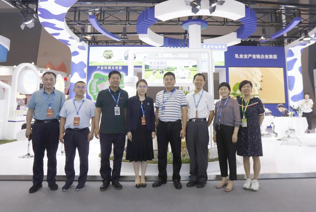 啟航新征程 點亮新賽道丨花花牛乳業(yè)集團參加第十四屆中國奶業(yè)大會暨D20峰會，榮獲“中國乳制品生產企業(yè)現(xiàn)代化等級5A級”評定殊榮