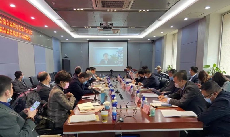 榮膺乳業(yè)三大金獎，花花牛以產(chǎn)業(yè)融合發(fā)展推進奶業(yè)高質(zhì)量發(fā)展