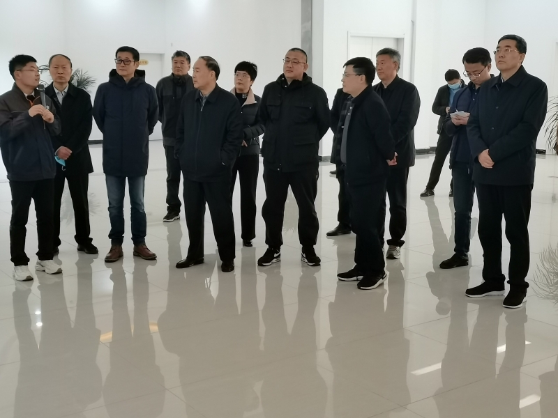 花花牛 | 農(nóng)業(yè)農(nóng)村部畜牧獸醫(yī)局副局長(zhǎng)魏宏陽一行蒞臨花花牛平輿誠信瑞亞牧業(yè)公司參觀調(diào)研